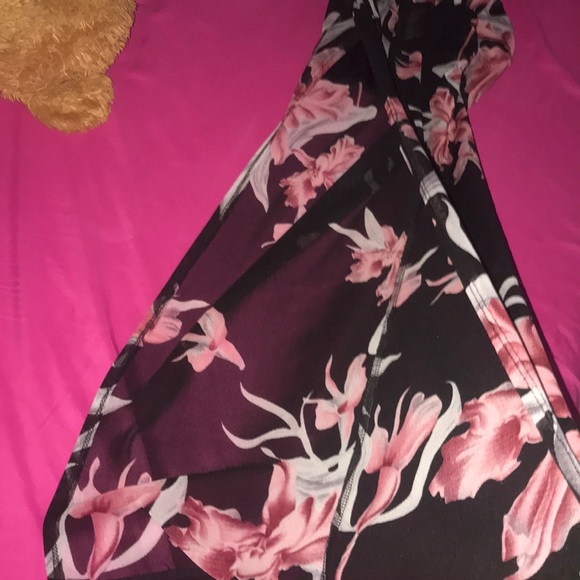 Dress - Picture 3 of 4